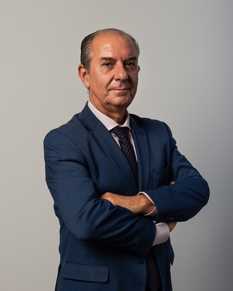 JUAN PLAZA ECHEVARRÍA