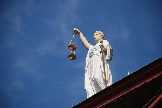 ¿Qué ventajas tiene estudiar la carrera de Derecho?