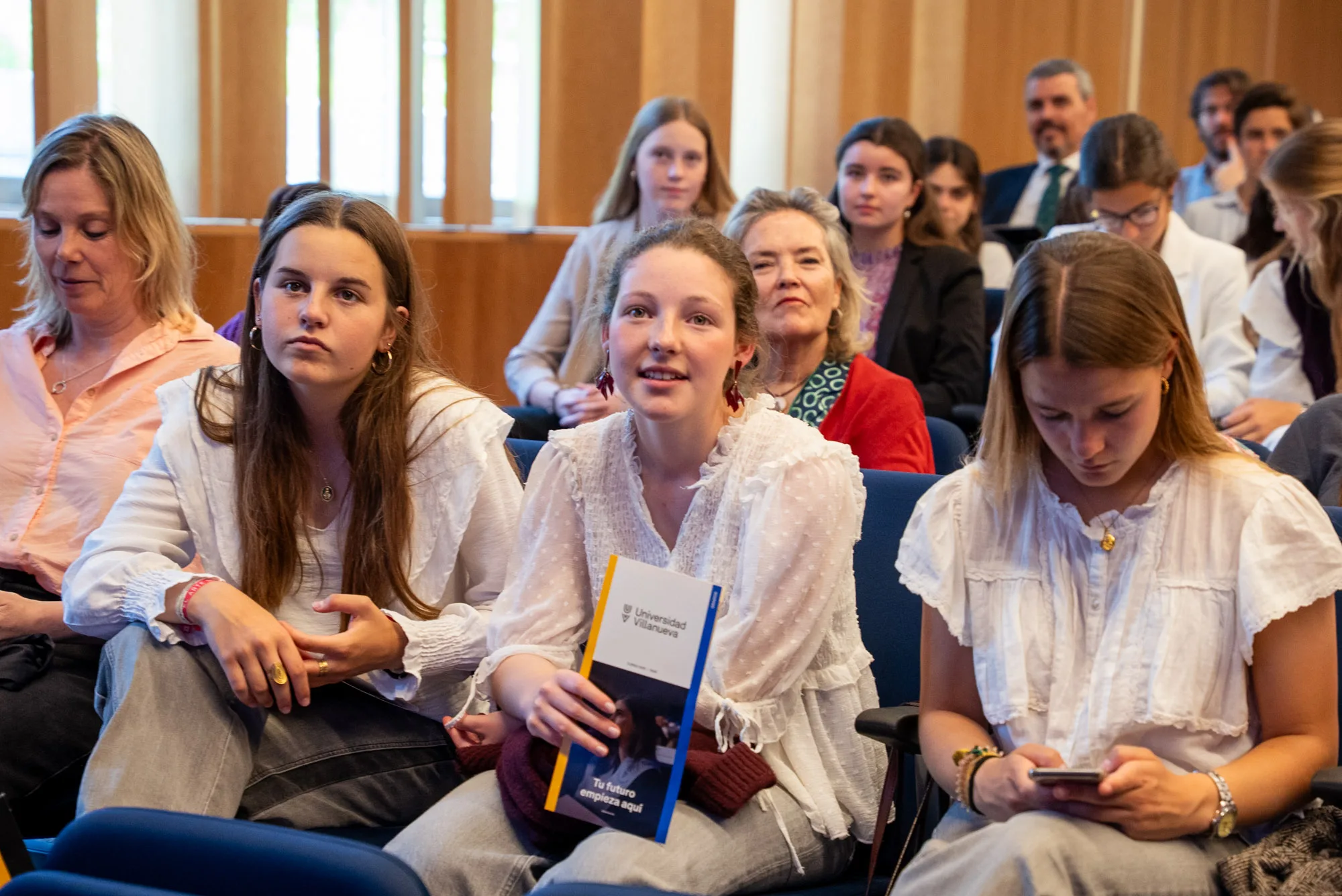 140525_segundo-concurso-emprende-villanueva_22