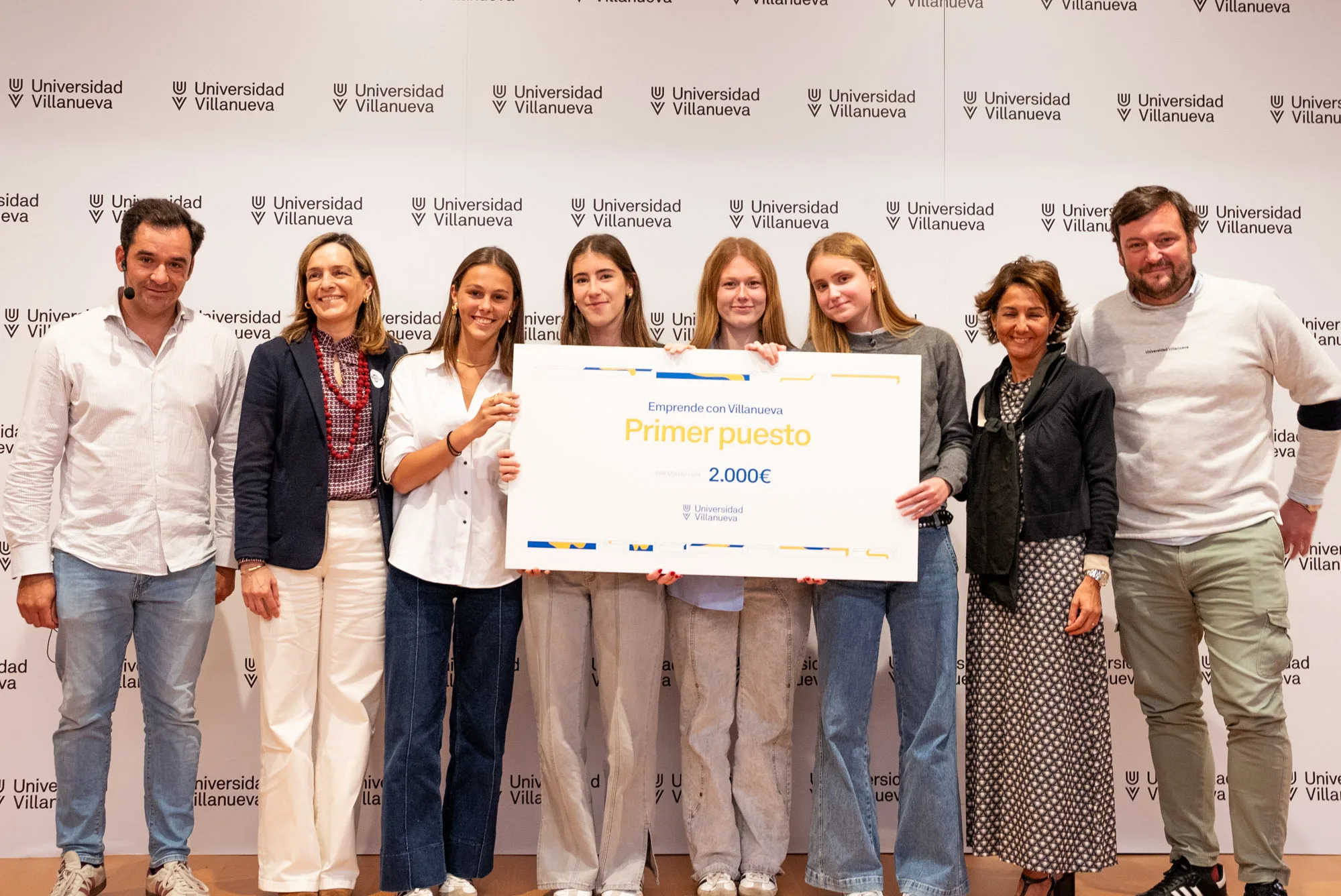 140525_segundo-concurso-emprende-villanueva_33